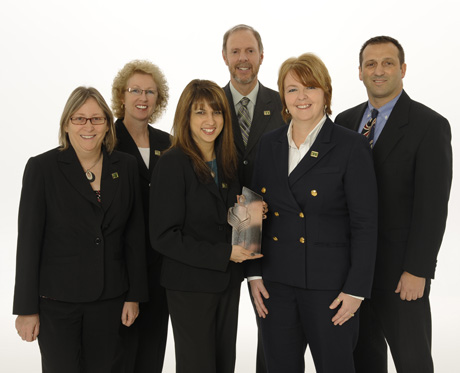 Thunder Bay Insurance Team Wins Award