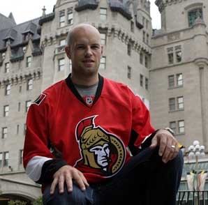 Ottawa Senators sign Alex Auld